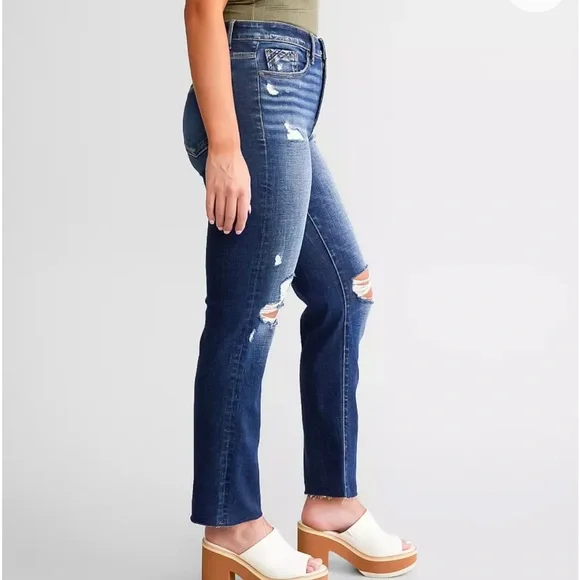 Buckle Black Fit No. 75 Cropped Straight Stretch Jean - Picture 2 of 9